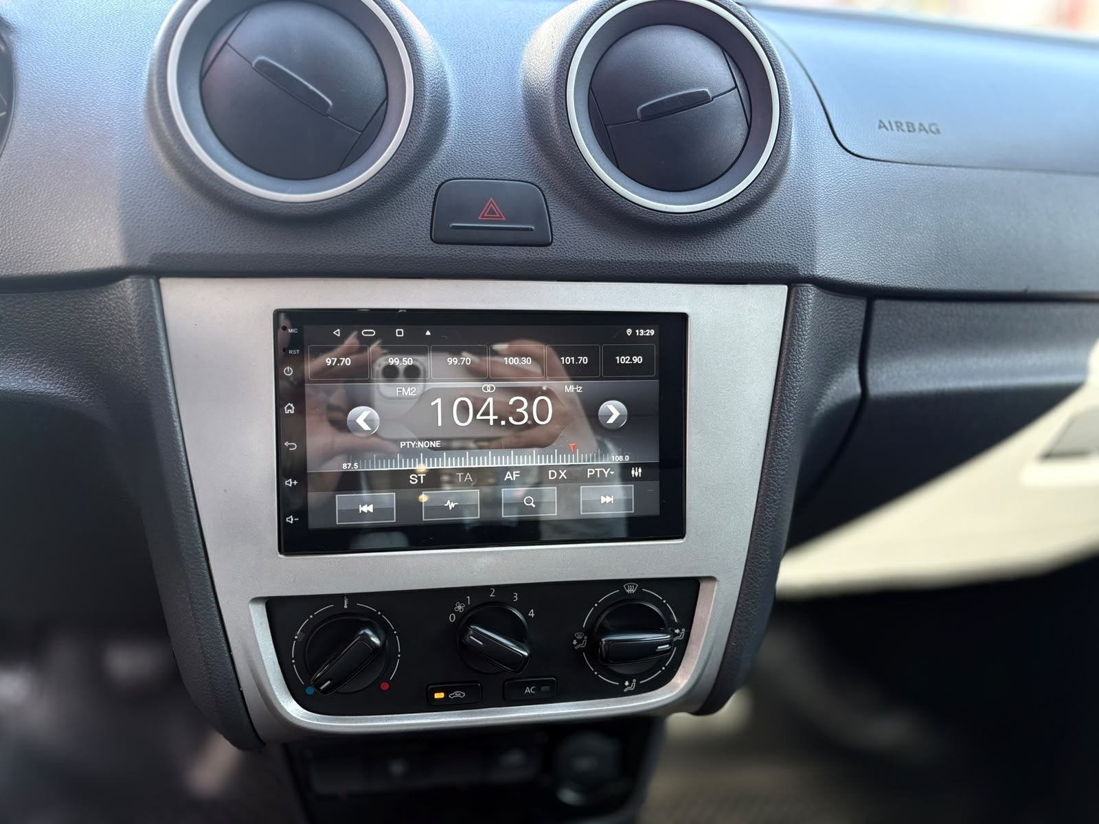 Volkswagen Saveiro - 1.6 MSI ROBUST CD 8V FLEX 2P MANUAL