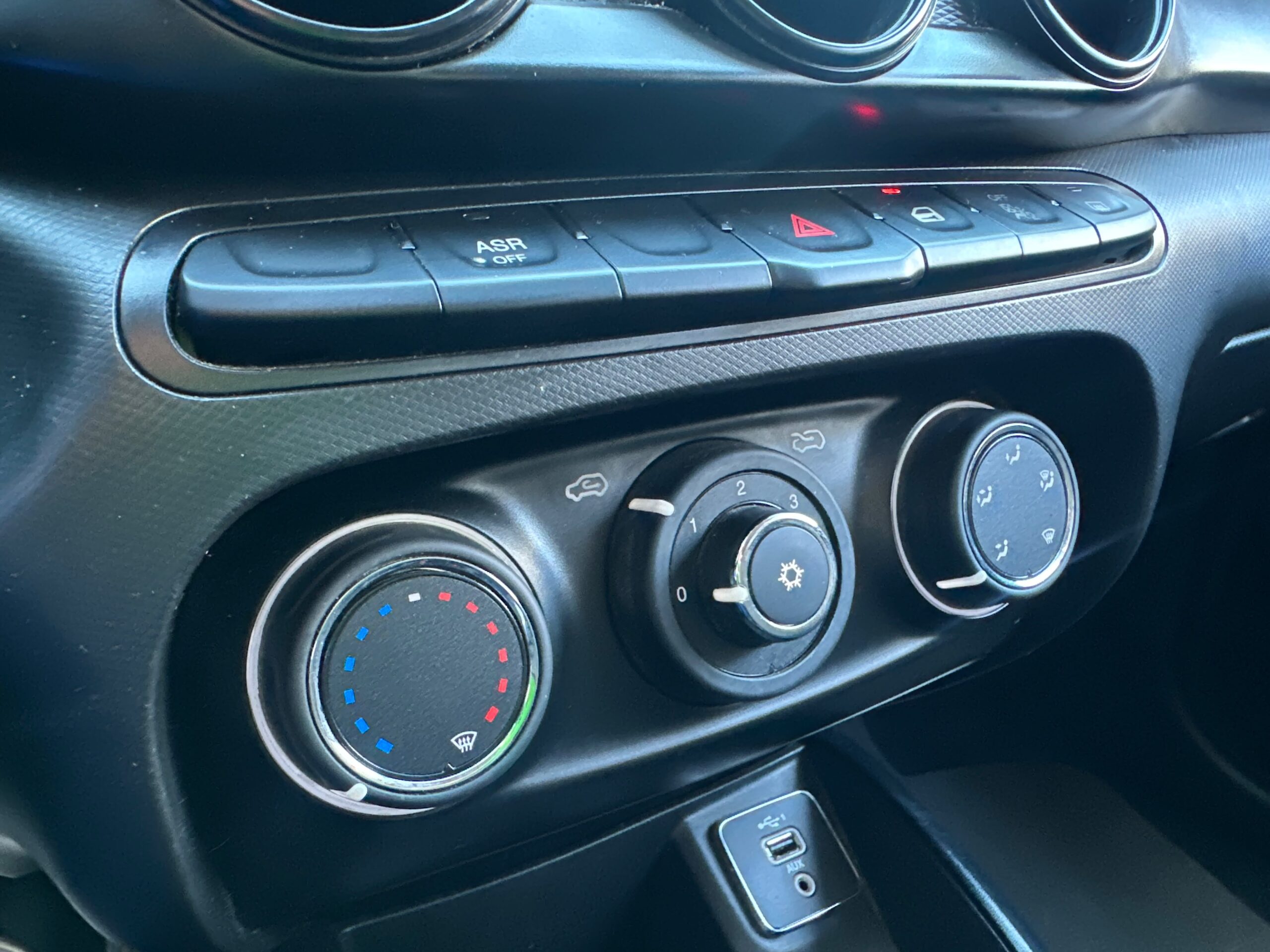 Fiat Cronos - 1.3 FIREFLY FLEX DRIVE MANUAL