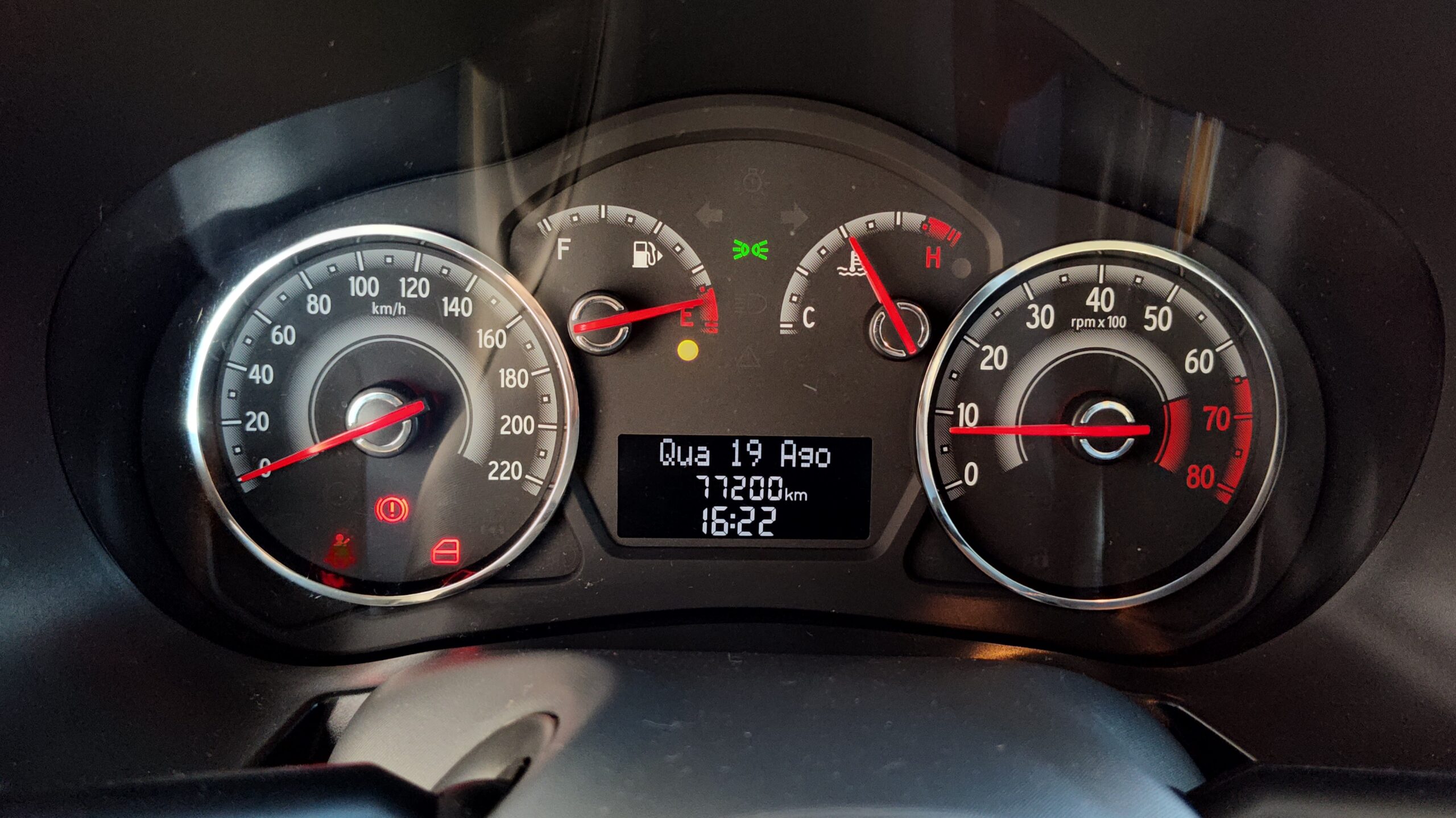 Fiat Palio - 1.0 MPI ATTRACTIVE 8V FLEX 4P MANUAL