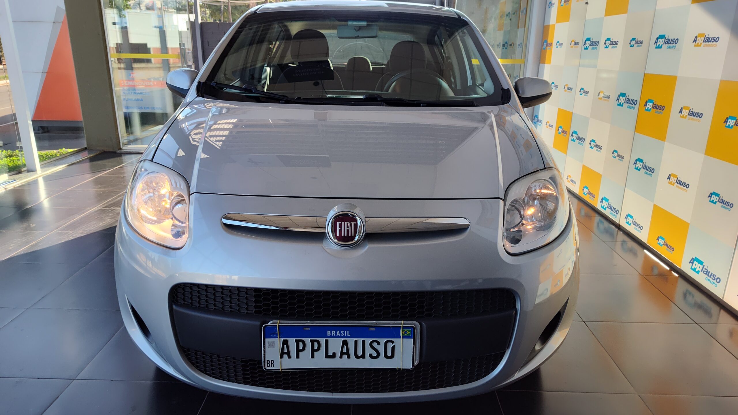 Fiat Palio - 1.0 MPI ATTRACTIVE 8V FLEX 4P MANUAL
