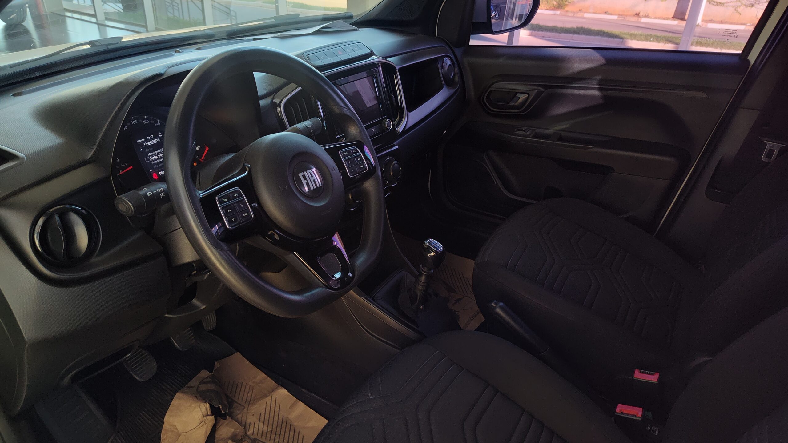 Fiat Strada - 1.3 FIREFLY FLEX FREEDOM CS MANUAL