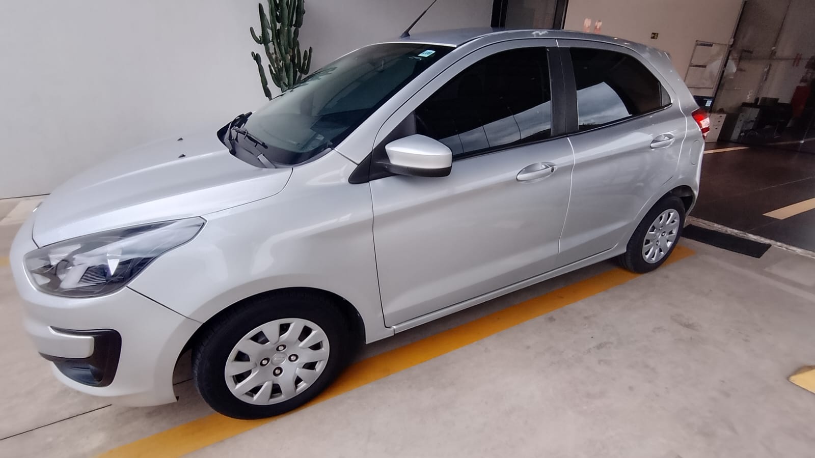 Ford Ka - 1.0 TI-VCT FLEX SE MANUAL