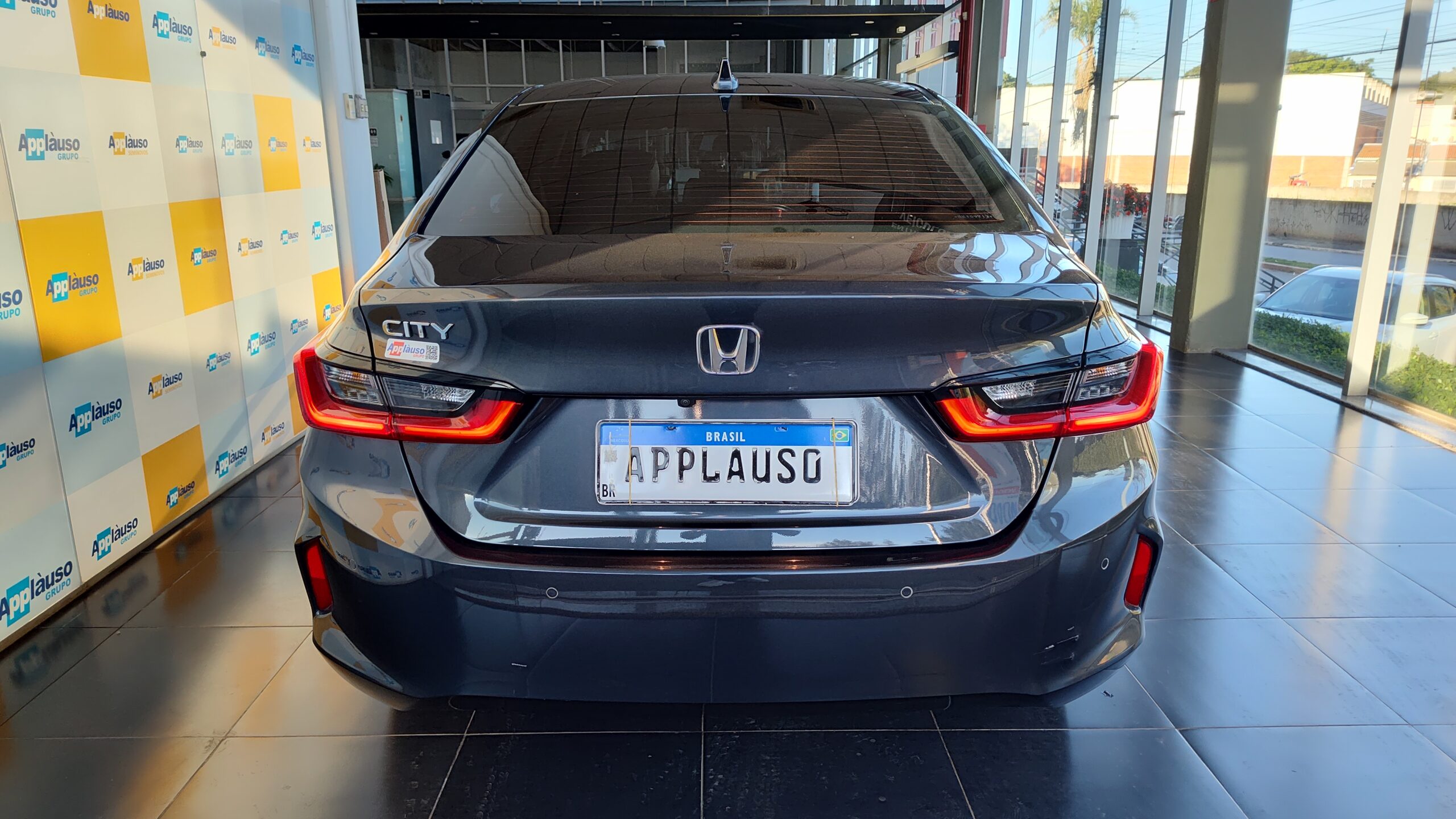 Honda City - 1.5 i-VTEC FLEX EXL CVT