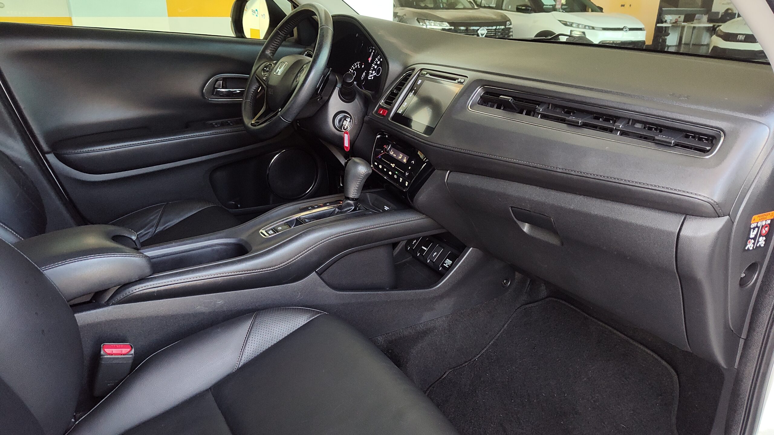 Honda Hr-v - 1.8 16V FLEX TOURING 4P AUTOMÁTICO