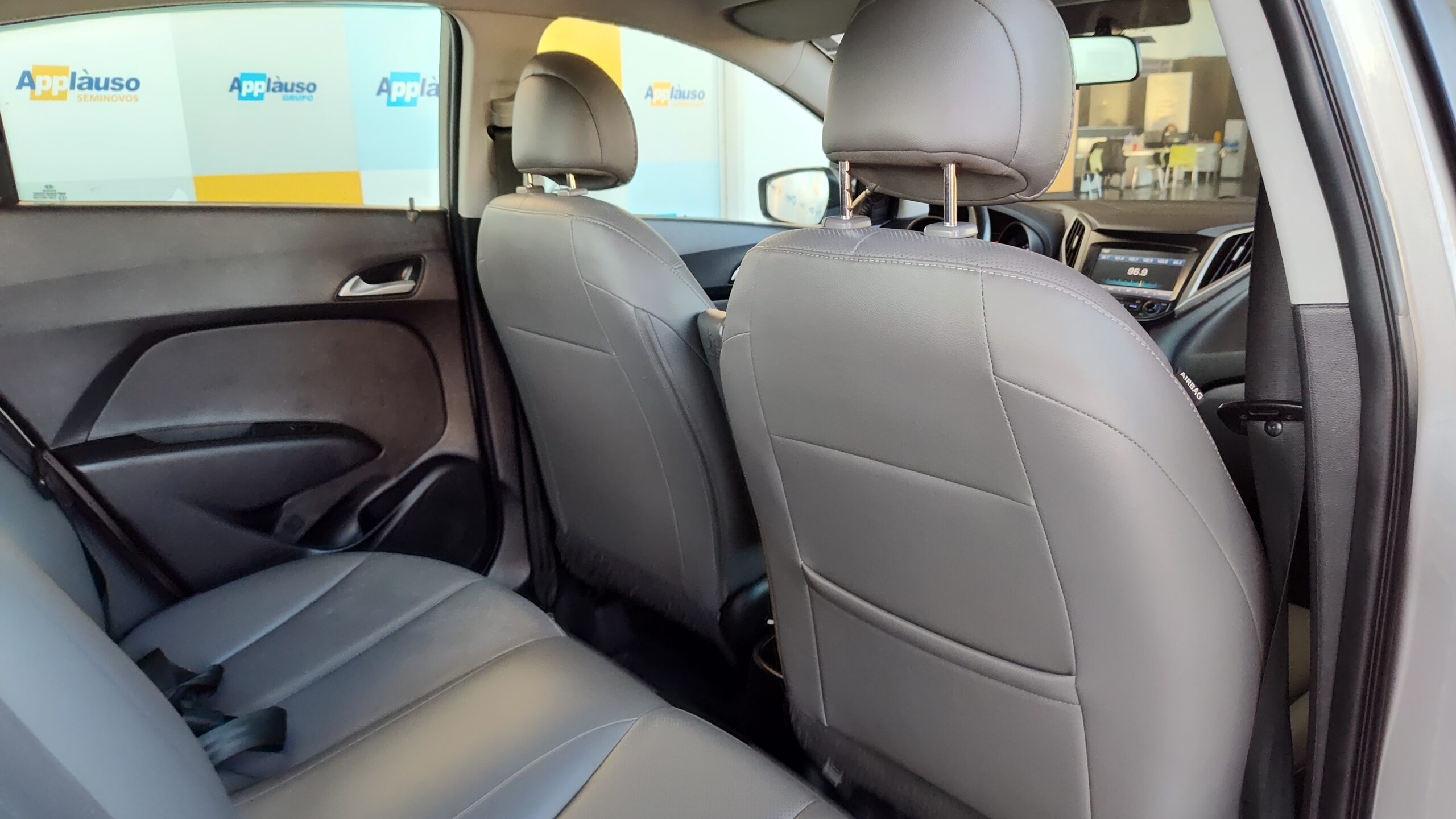 Hyundai Hb20s - 1.6 PREMIUM 16V FLEX 4P AUTOMÁTICO