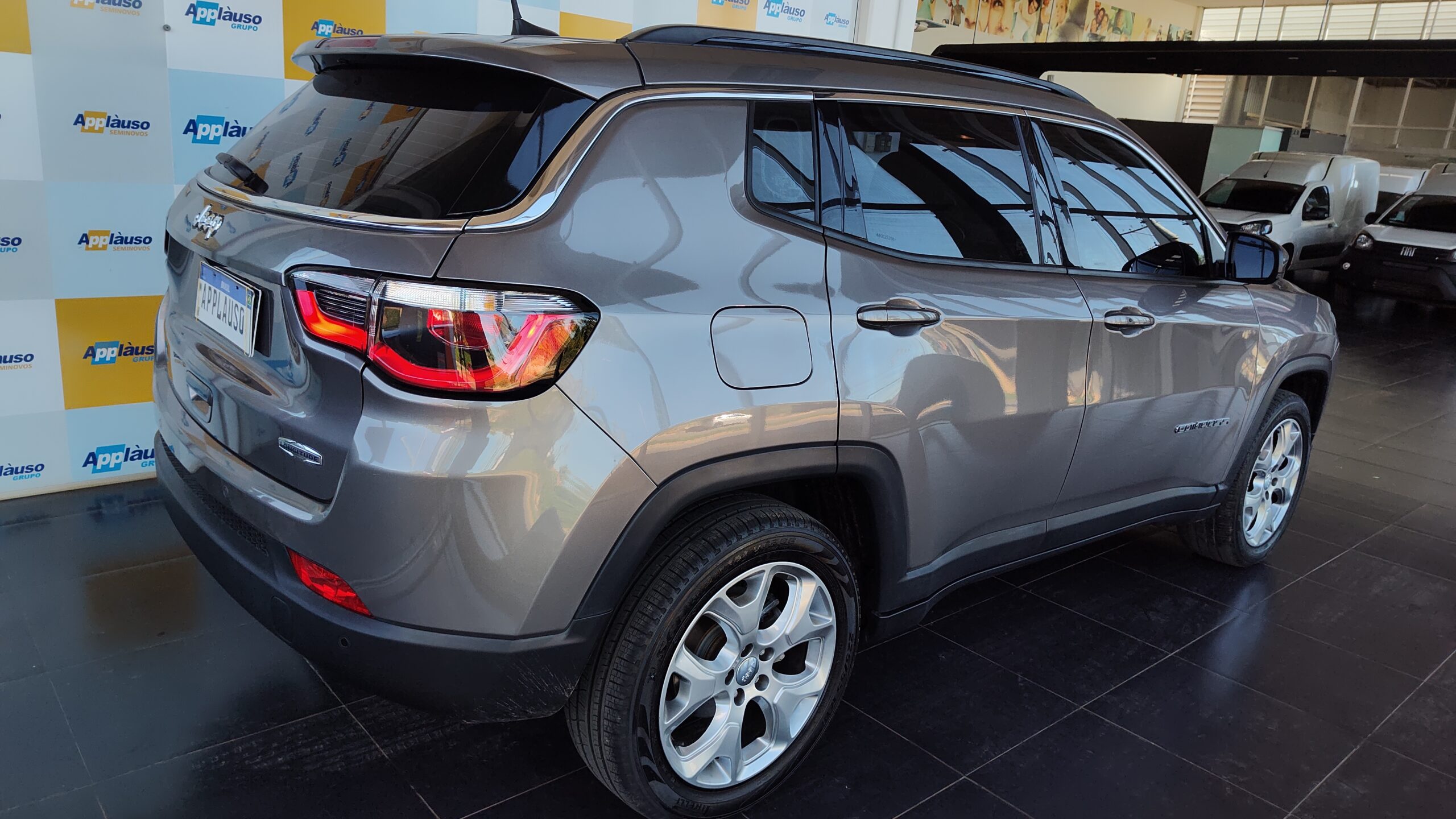 Jeep Compass - 2.0 16V FLEX LIMITED AUTOMÁTICO