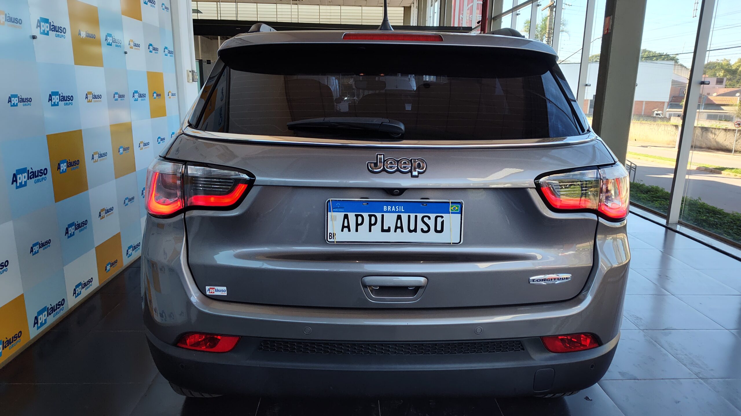 Jeep Compass - 2.0 16V FLEX LIMITED AUTOMÁTICO