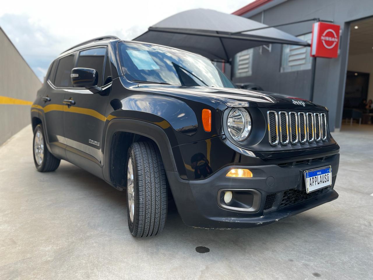 Jeep Renegade - 1.8 16V FLEX LONGITUDE 4P AUTOMÁTICO