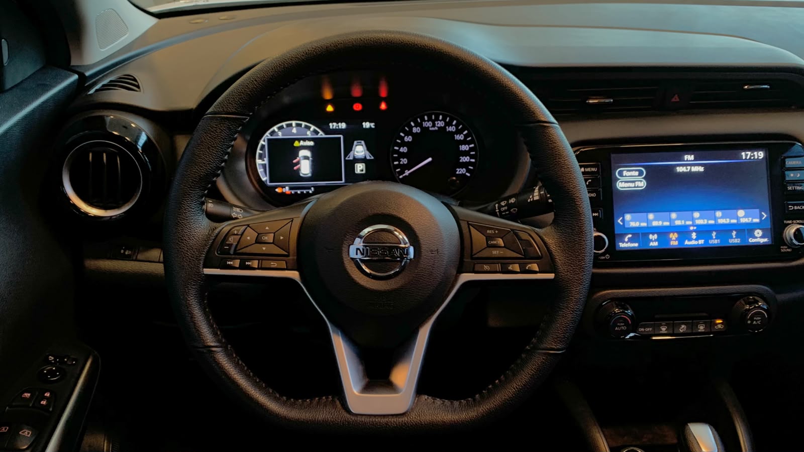 Nissan Kicks - 1.6 16V FLEXSTART EXCLUSIVE XTRONIC
