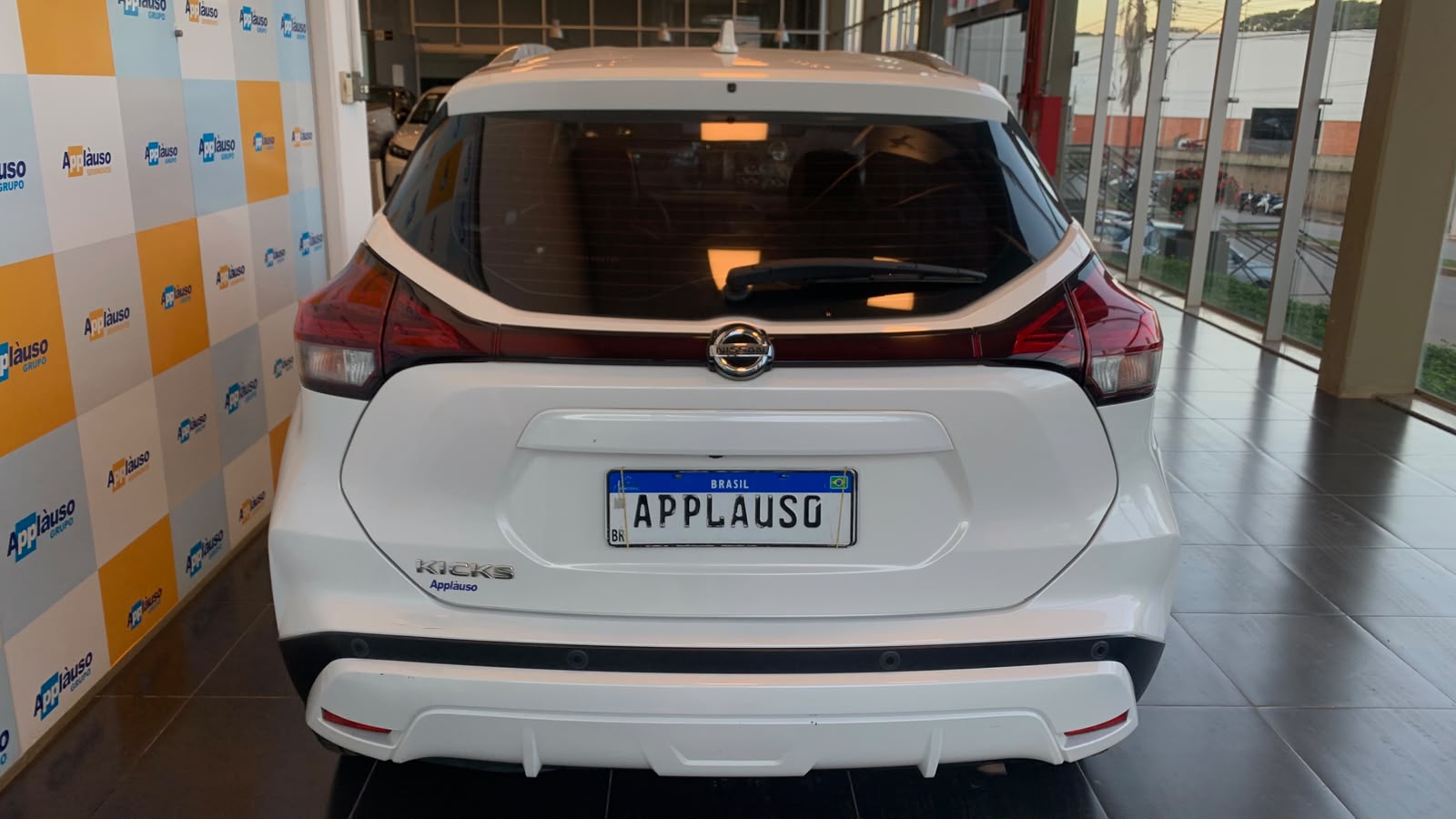 Nissan Kicks - 1.6 16V FLEXSTART EXCLUSIVE XTRONIC