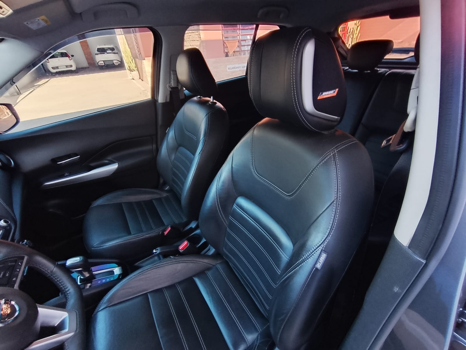 Nissan Kicks - 1.6 16V FLEXSTART EXCLUSIVE XTRONIC