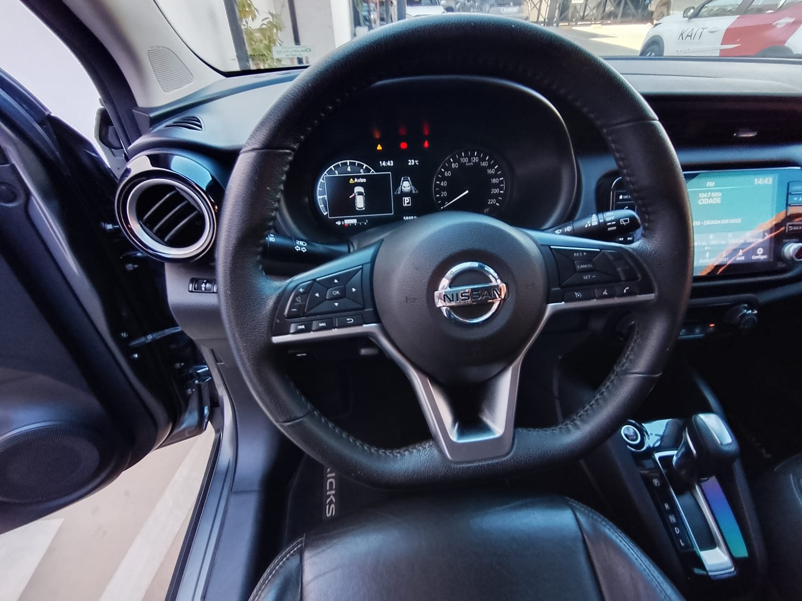 Nissan Kicks - 1.6 16V FLEXSTART EXCLUSIVE XTRONIC