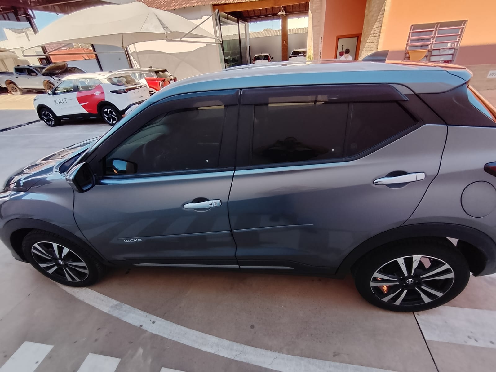 Nissan Kicks - 1.6 16V FLEXSTART EXCLUSIVE XTRONIC
