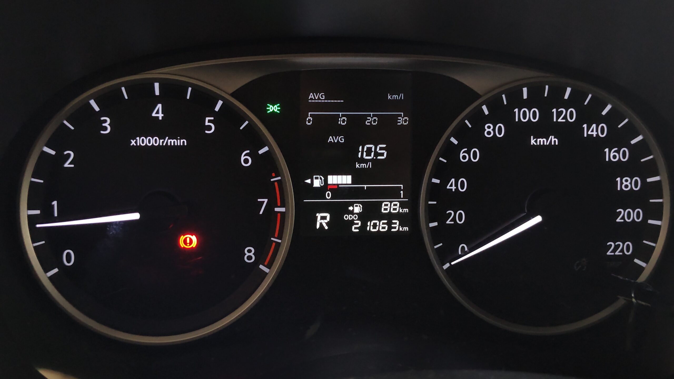 Nissan Kicks - 1.6 16V FLEXSTART SENSE XTRONIC