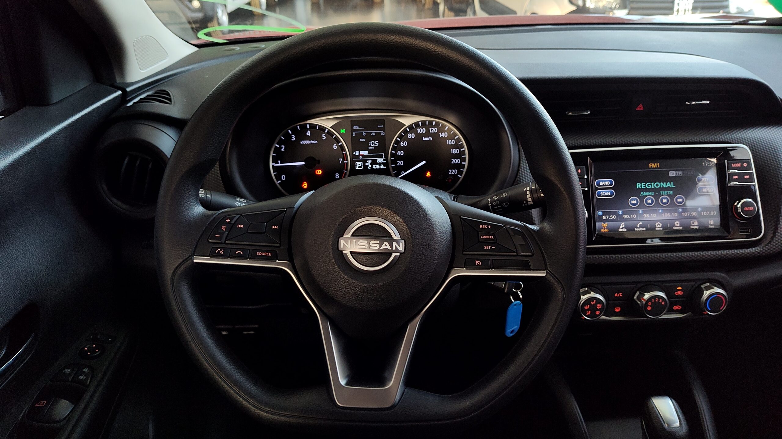 Nissan Kicks - 1.6 16V FLEXSTART SENSE XTRONIC