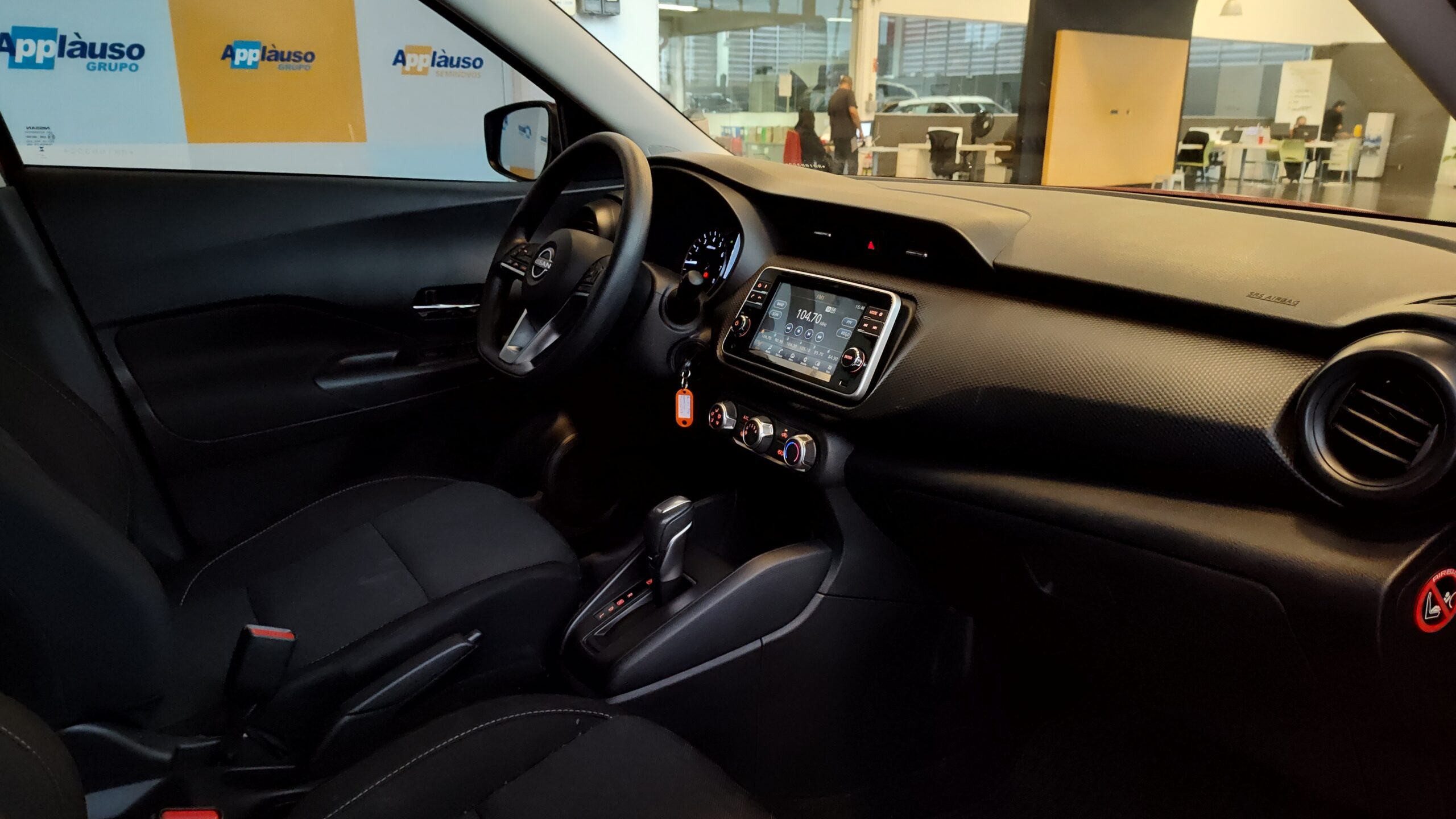 Nissan Kicks - 1.6 16V FLEXSTART SENSE XTRONIC