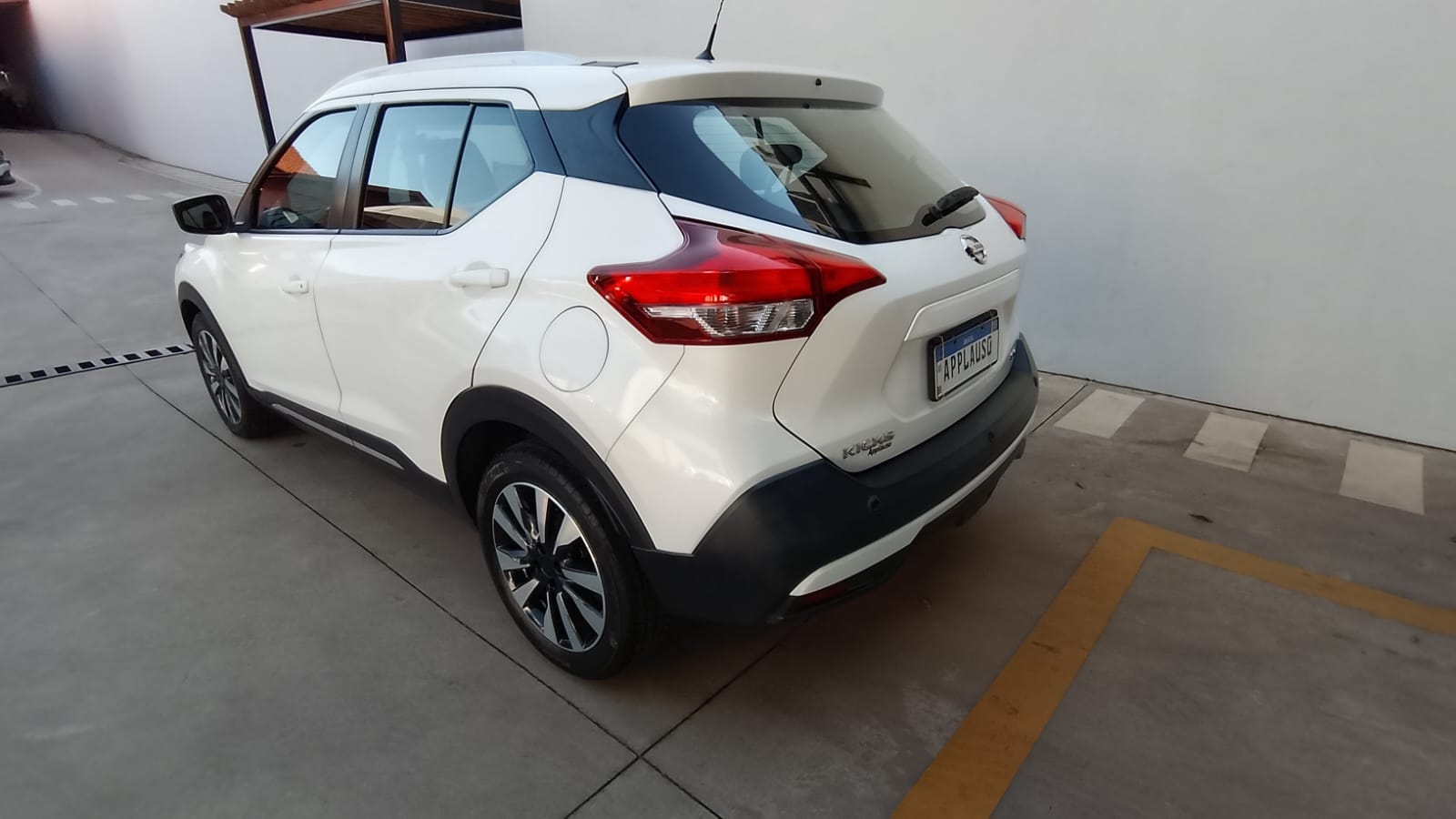 Nissan Kicks - 1.6 16V FLEXSTART SV 4P XTRONIC
