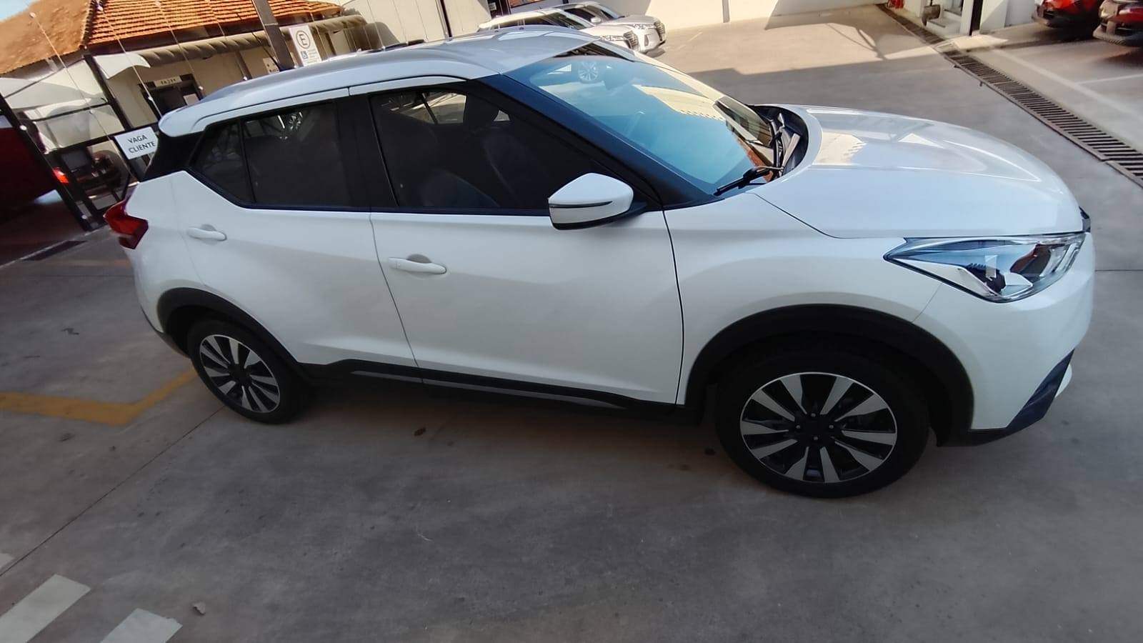 Nissan Kicks - 1.6 16V FLEXSTART SV 4P XTRONIC