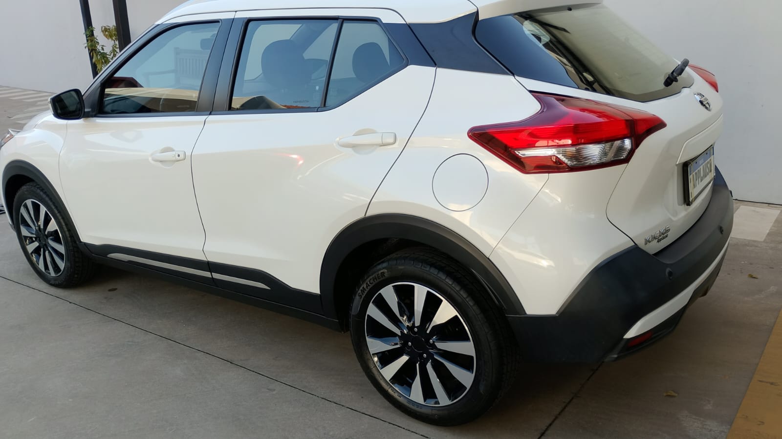 Nissan Kicks - 1.6 16V FLEXSTART SV 4P XTRONIC