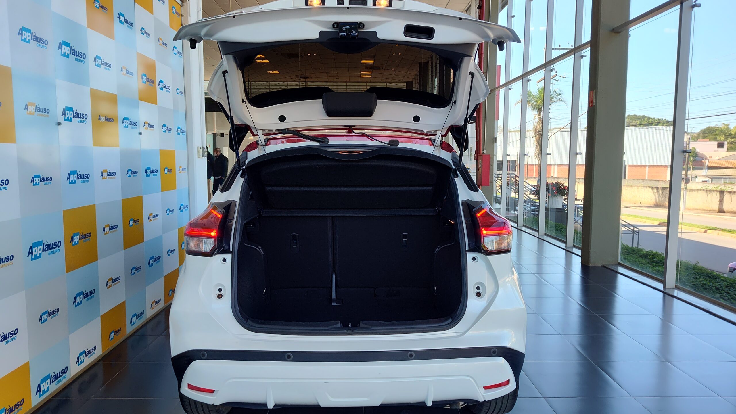 Nissan Kicks - 1.6 16V FLEXSTART XPLAY XTRONIC