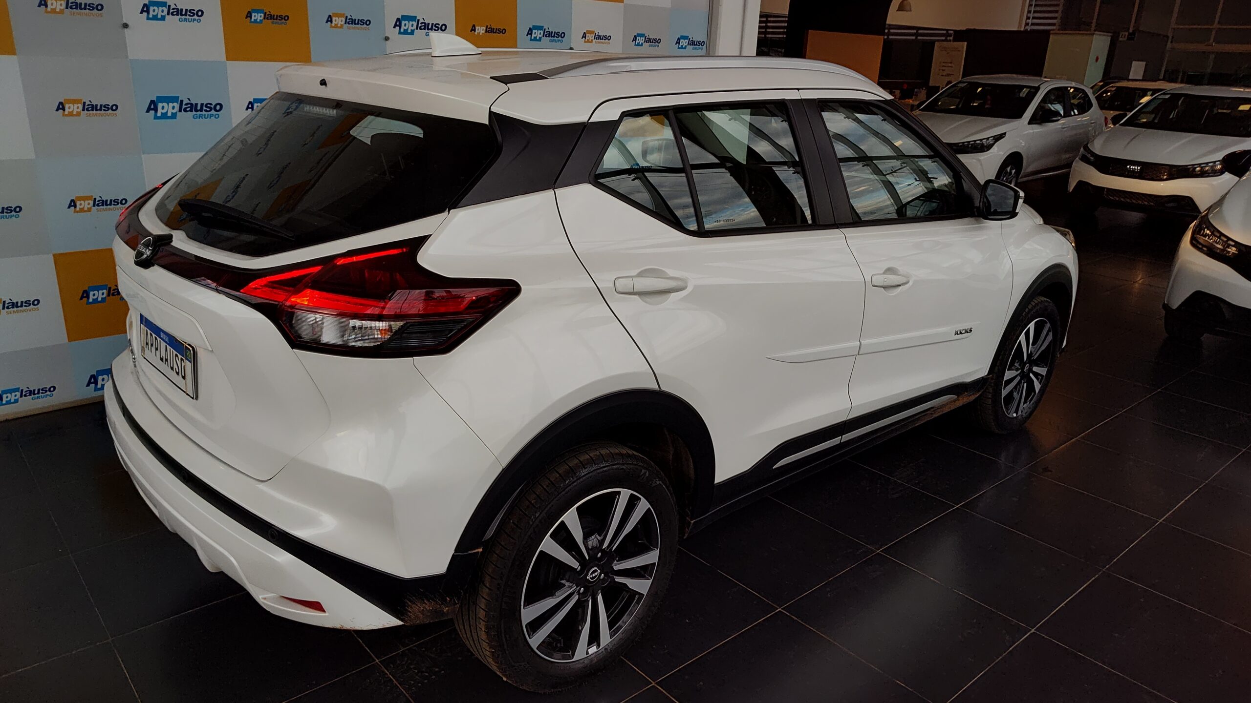 Nissan Kicks Play - 1.6 16V FLEXSTART ADVANCE PLUS XTRONIC