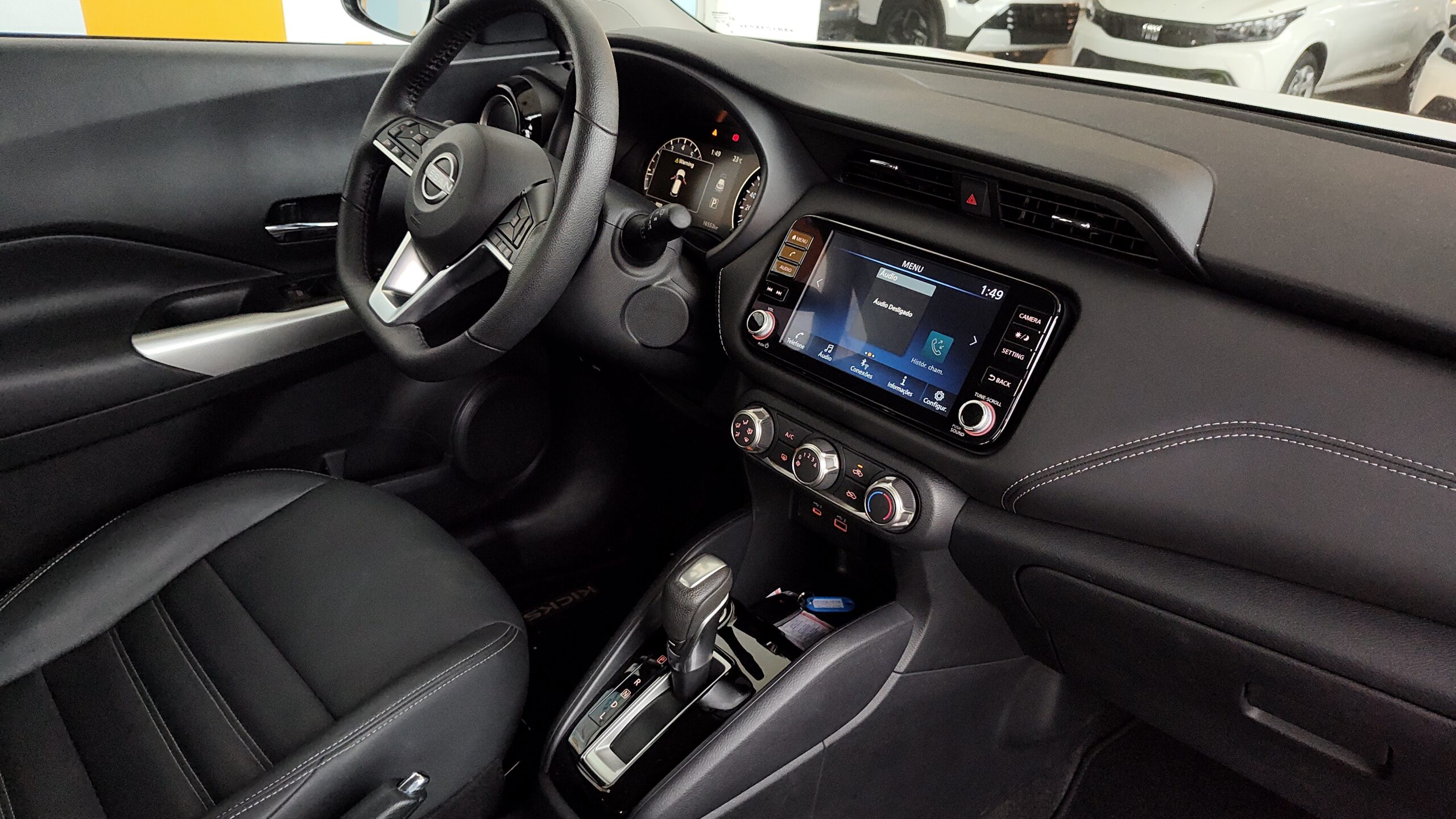 Nissan Kicks Play - 1.6 16V FLEXSTART ADVANCE PLUS XTRONIC