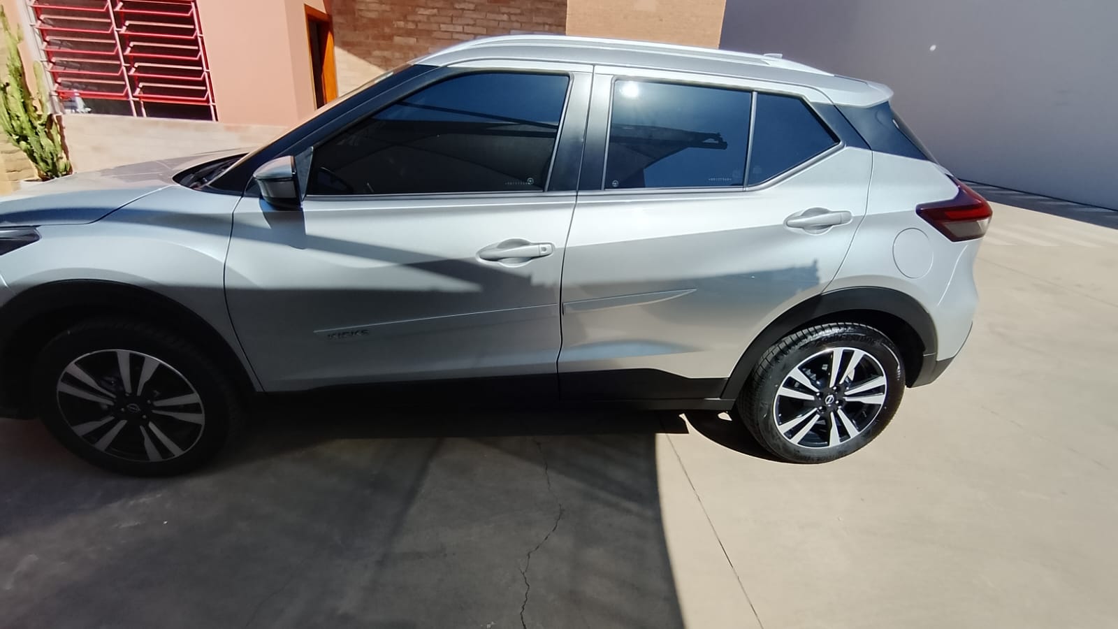 Nissan Kicks Play - 1.6 16V FLEXSTART SENSE XTRONIC