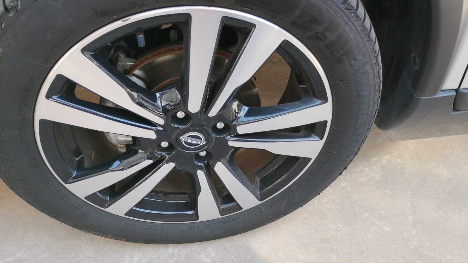 Nissan Kicks Play - 1.6 16V FLEXSTART SENSE XTRONIC