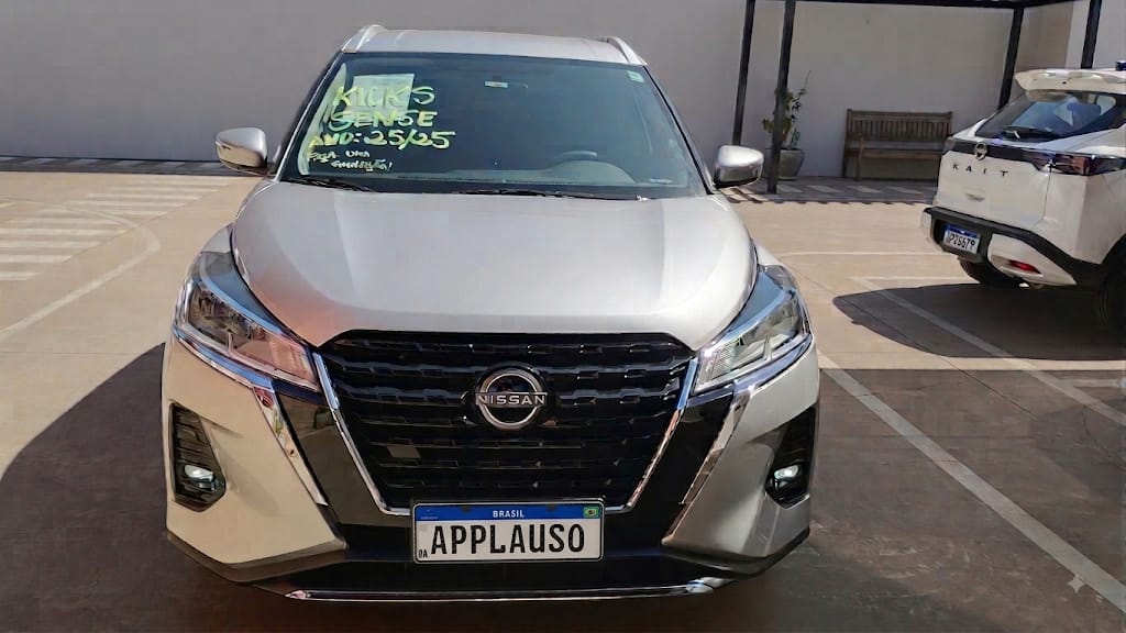 Nissan Kicks Play - 1.6 16V FLEXSTART SENSE XTRONIC