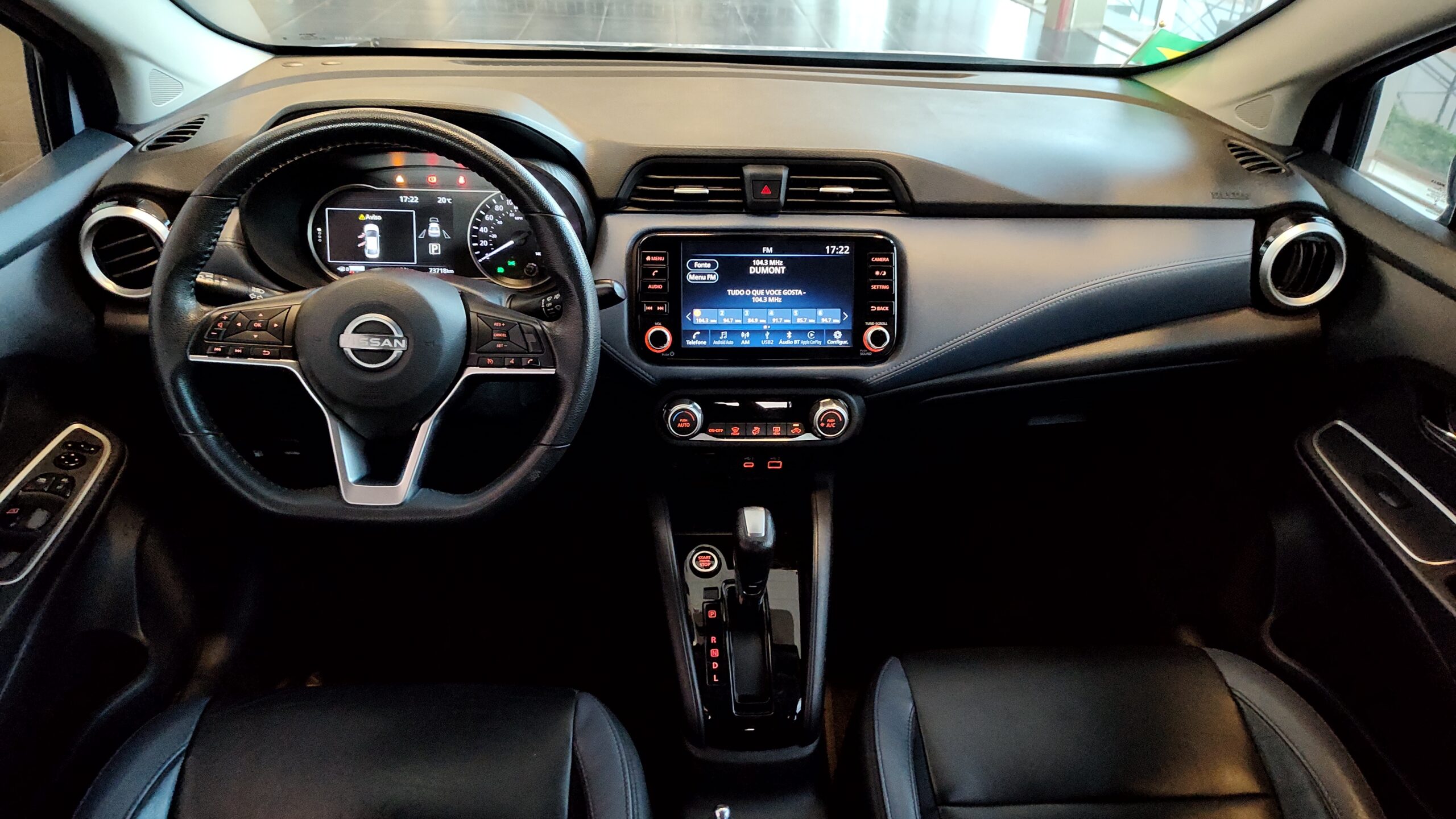 Nissan Versa - 1.6 16V FLEX EXCLUSIVE XTRONIC