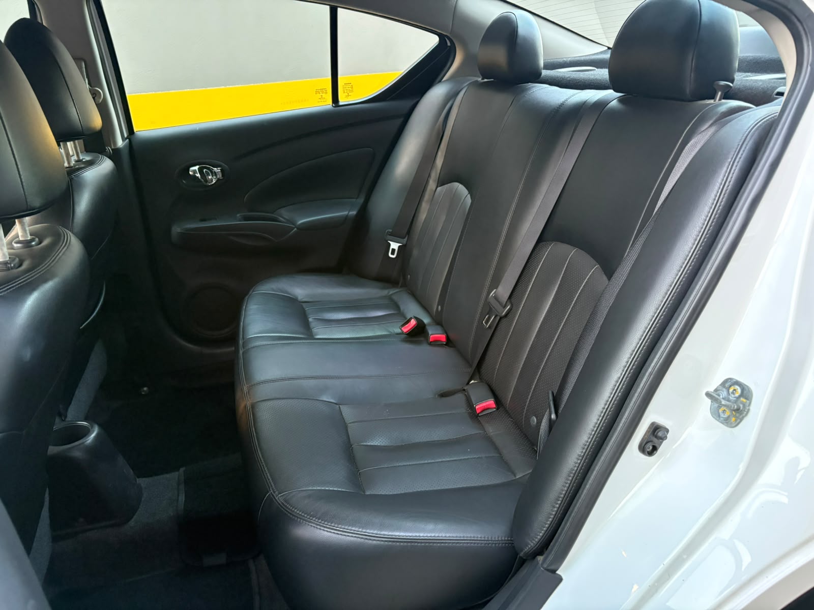 Nissan Versa - 1.6 16V FLEX SL 4P MANUAL