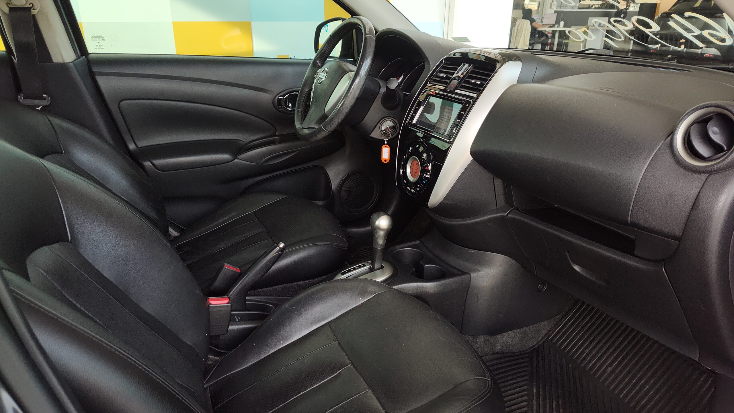 Nissan Versa - 1.6 16V FLEX SL 4P XTRONIC