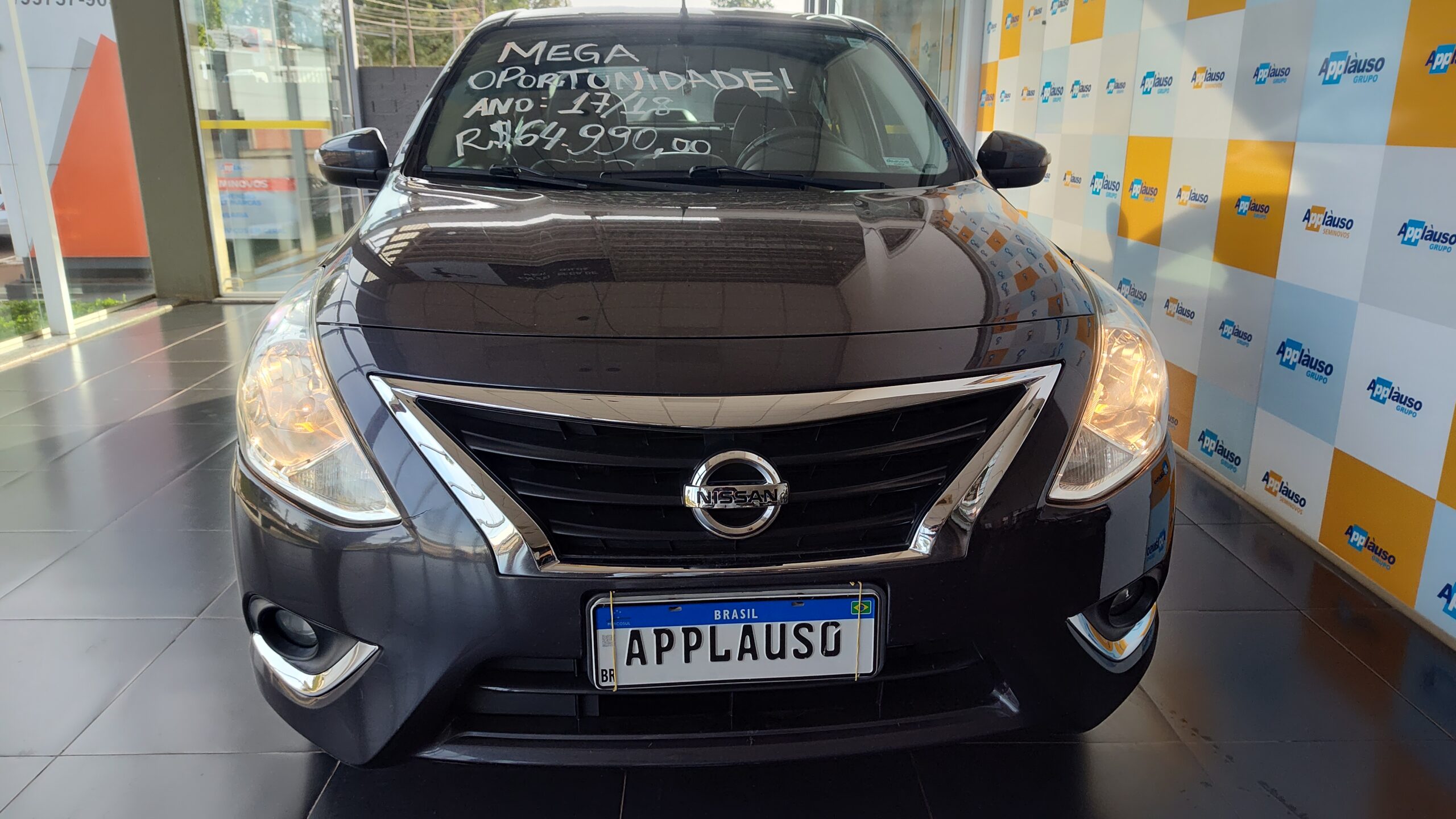 Nissan Versa - 1.6 16V FLEX SL 4P XTRONIC