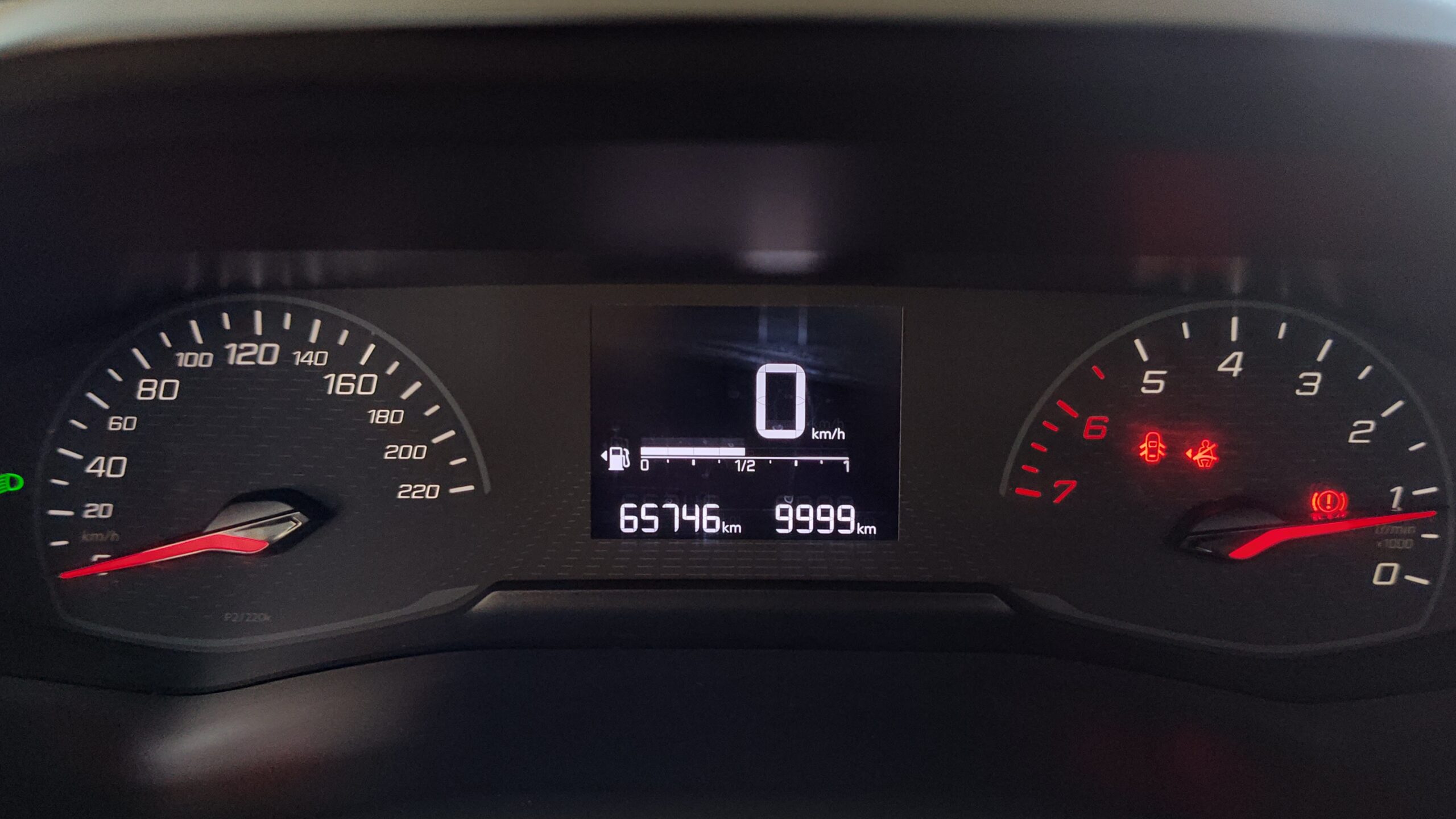 Peugeot 208 - 1.0 FIREFLY FLEX STYLE MANUAL