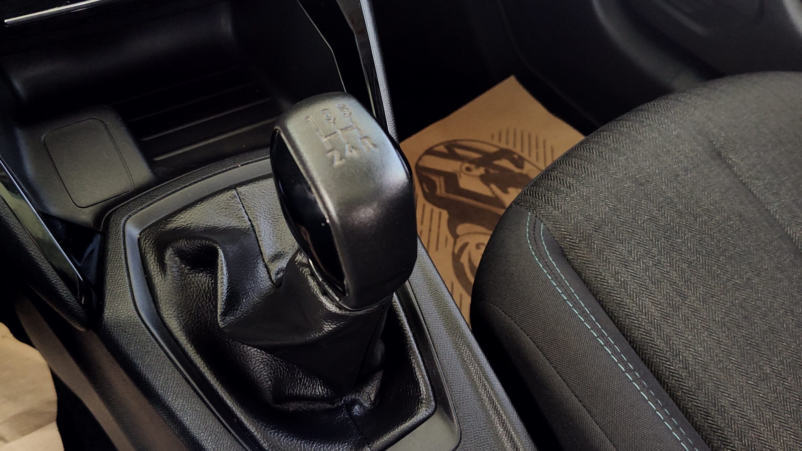 Peugeot 208 - 1.0 FIREFLY FLEX STYLE MANUAL