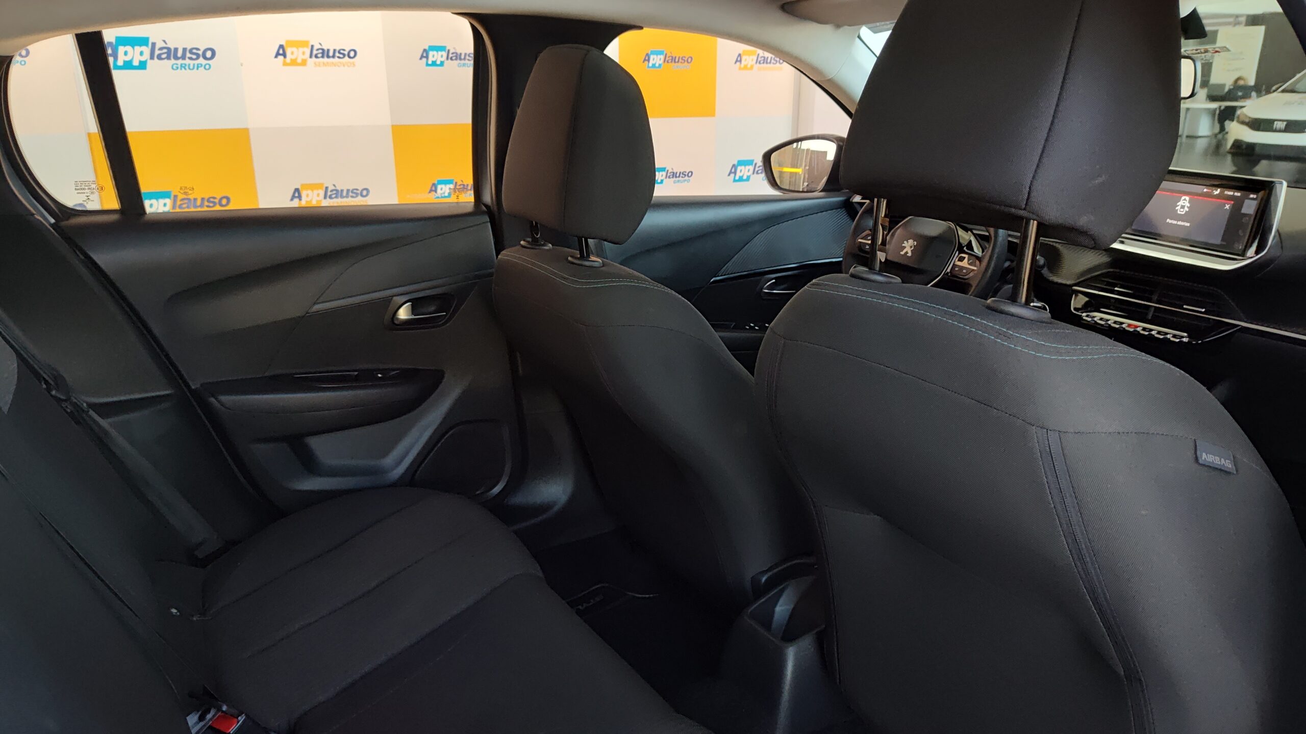 Peugeot 208 - 1.0 FIREFLY FLEX STYLE MANUAL