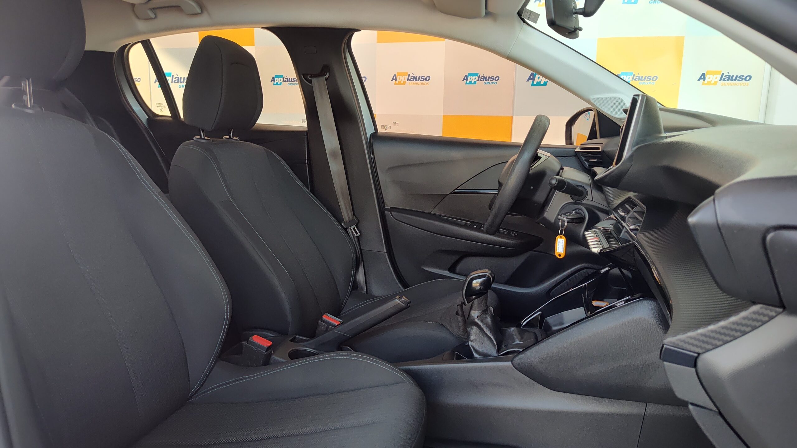 Peugeot 208 - 1.0 FIREFLY FLEX STYLE MANUAL