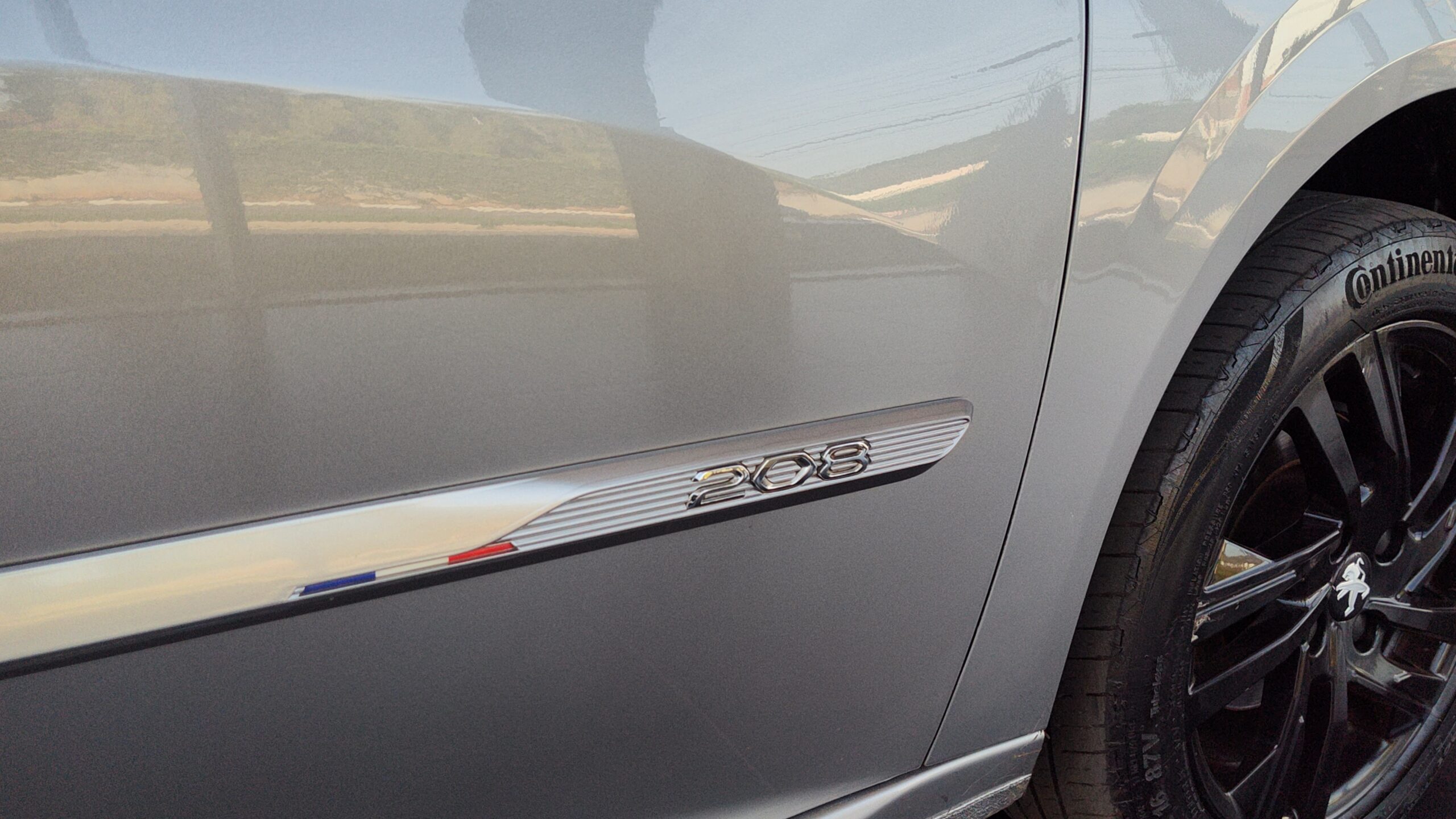 Peugeot 208 - 1.0 FIREFLY FLEX STYLE MANUAL