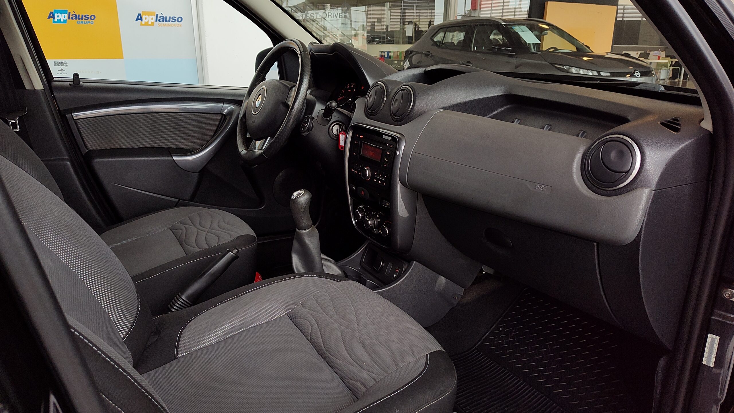 Renault Duster - 1.6 DYNAMIQUE 4X2 16V FLEX 4P MANUAL