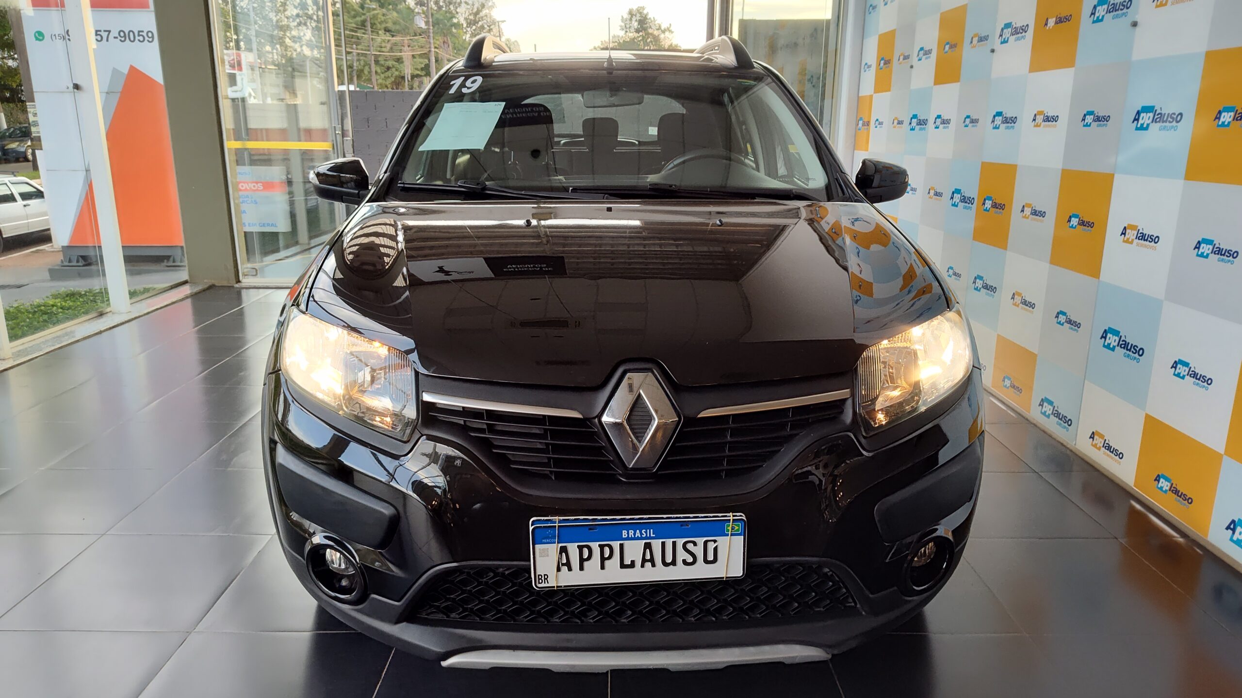 Renault Sandero - 1.6 16V SCE FLEX STEPWAY DYNAMIQUE EASY-R