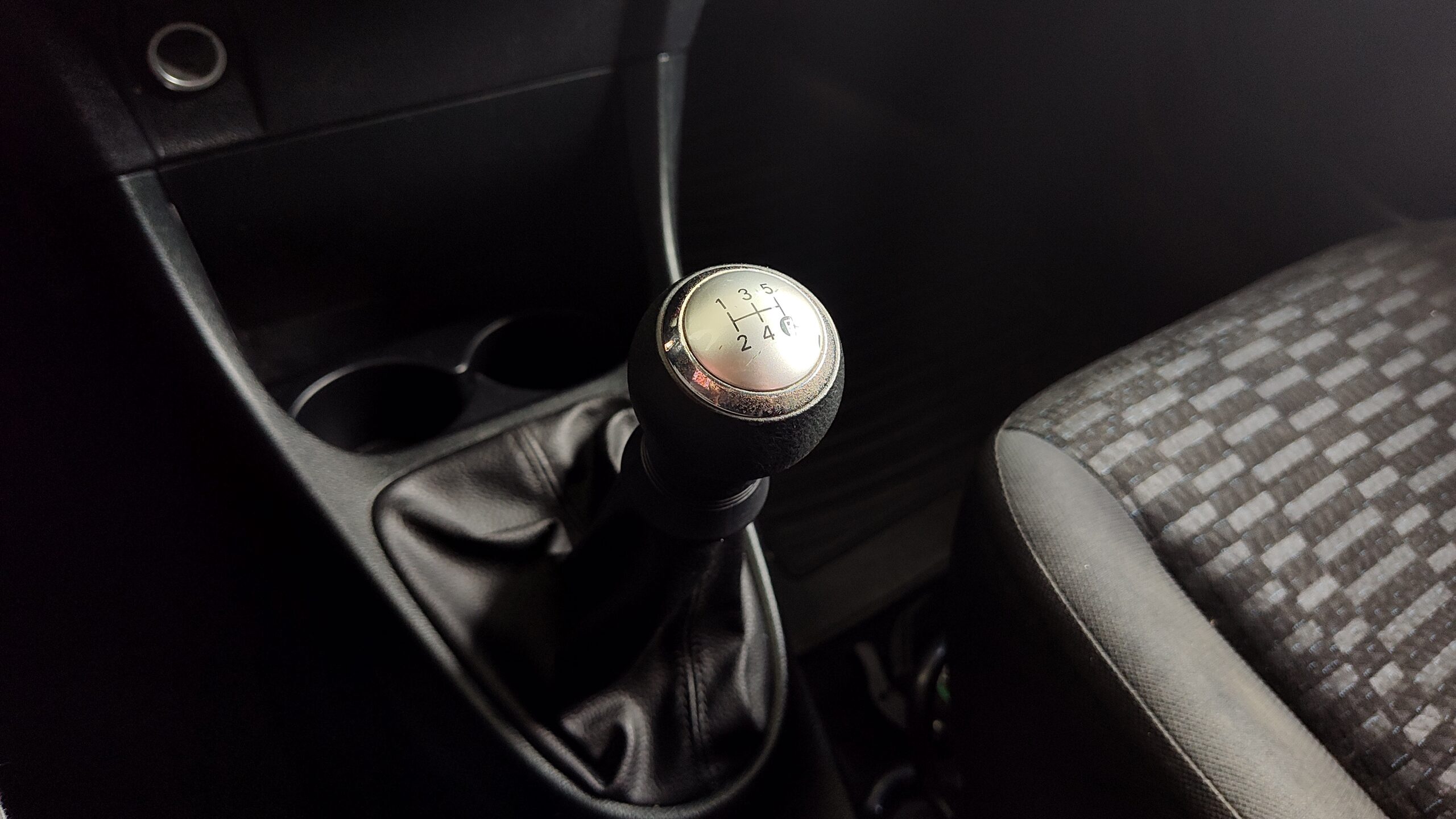 Toyota Etios - 1.3 X 16V FLEX 4P MANUAL