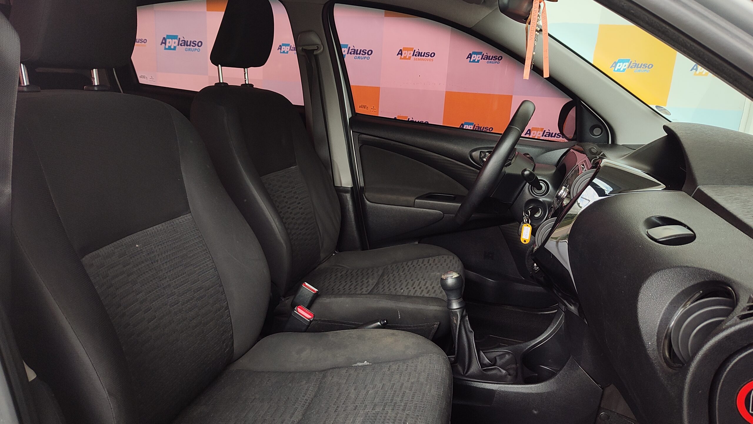 Toyota Etios - 1.3 X 16V FLEX 4P MANUAL