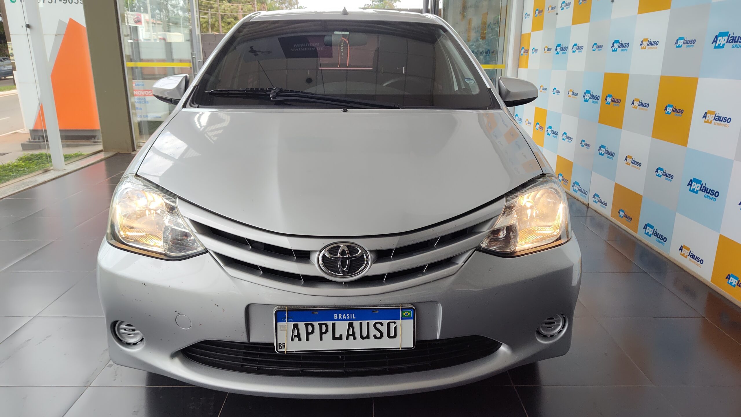 Toyota Etios - 1.3 X 16V FLEX 4P MANUAL