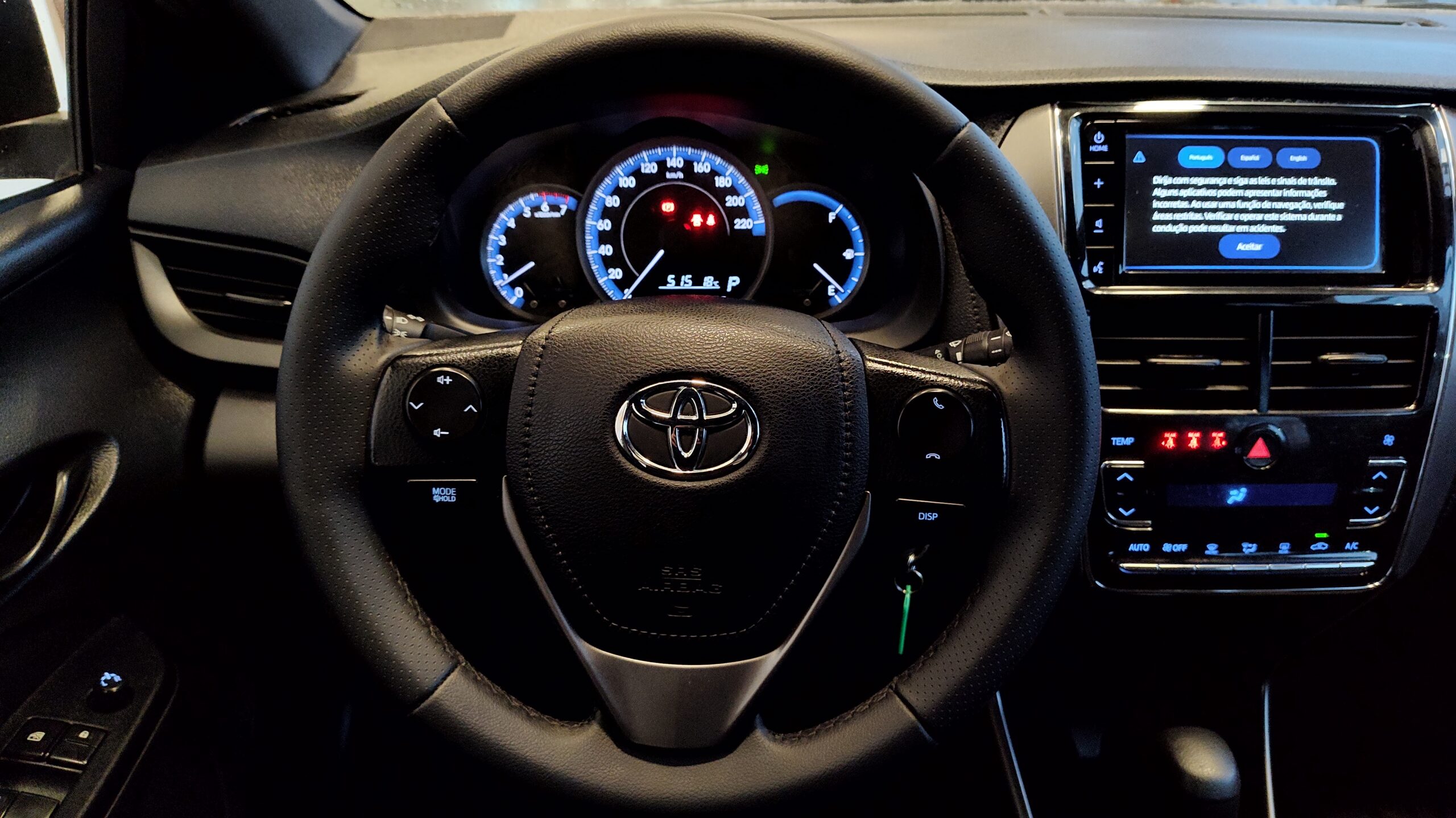 Toyota Yaris - 1.5 16V FLEX XL MULTIDRIVE