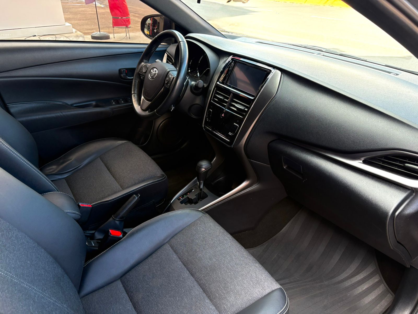 Toyota Yaris - 1.5 16V FLEX XS MULTIDRIVE