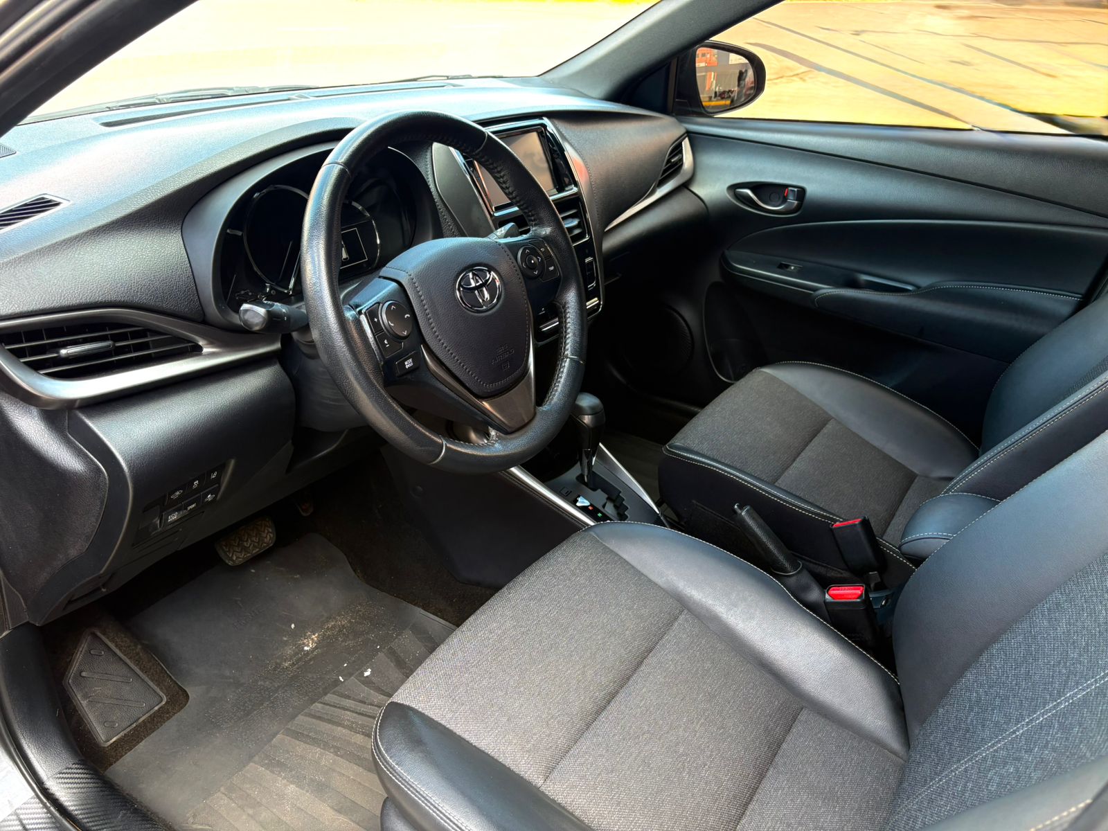 Toyota Yaris - 1.5 16V FLEX XS MULTIDRIVE