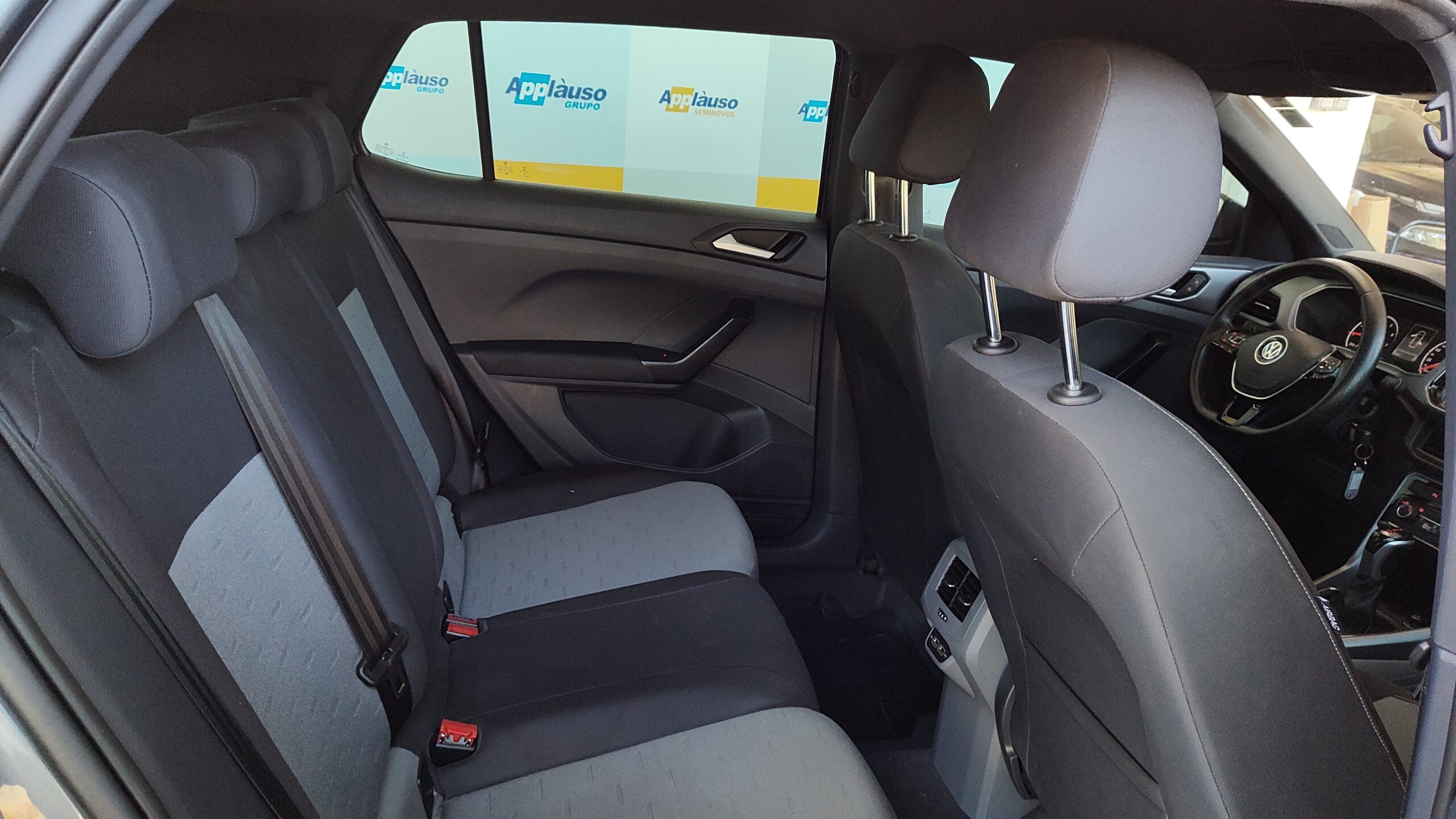 Volkswagen T-cross - 1.0 200 TSI TOTAL FLEX COMFORTLINE AUTOMÁTICO