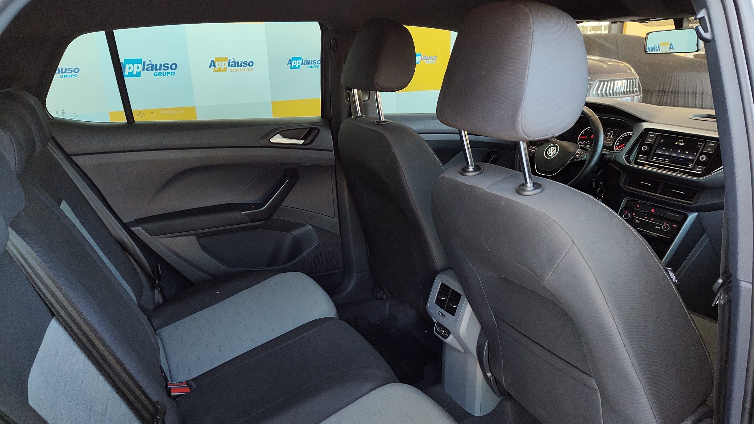 Volkswagen T-cross - 1.0 200 TSI TOTAL FLEX COMFORTLINE AUTOMÁTICO