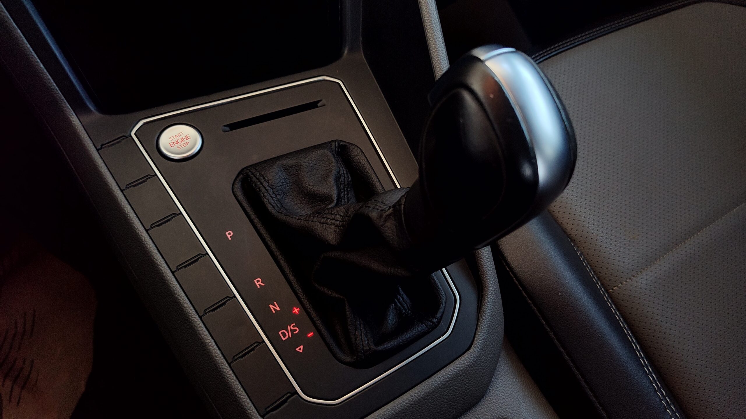 Volkswagen Virtus - 1.0 200 TSI HIGHLINE AUTOMÁTICO