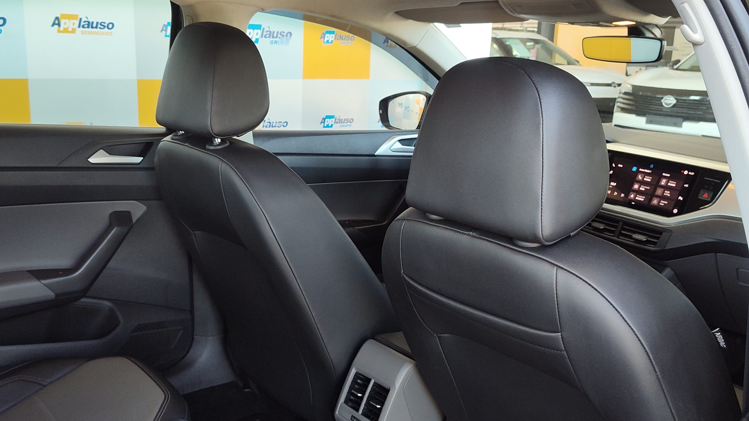 Volkswagen Virtus - 1.0 200 TSI HIGHLINE AUTOMÁTICO